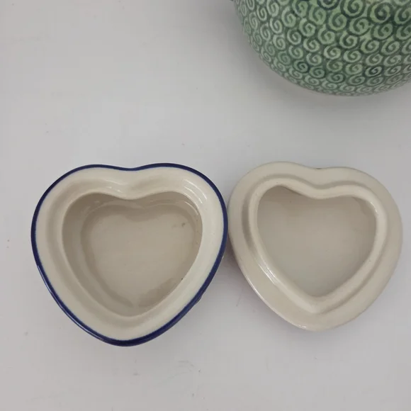 Polish Pottery Teapot, Heart Trinket Box And Small Plate - Picture 7 of 9